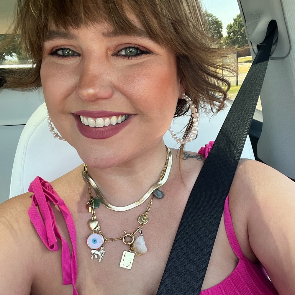 Meet your Posher, Jennifer
